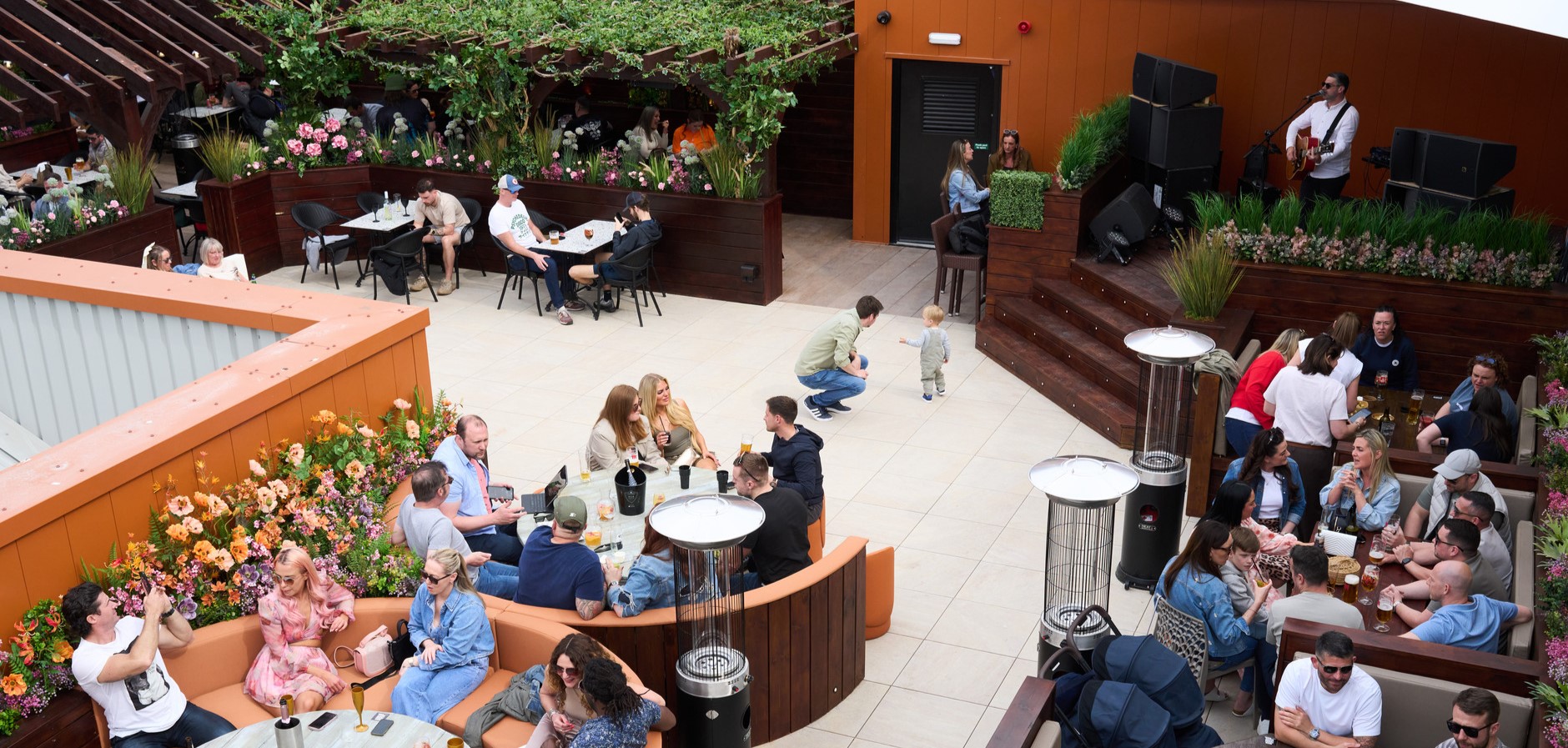 https://blackstockmarket-forgarden-images.s3.amazonaws.com/blog/Blackstock-Roof-Launch-365-2.jpg